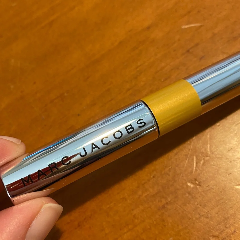 Marc Jacobs Highliner Gold Getter